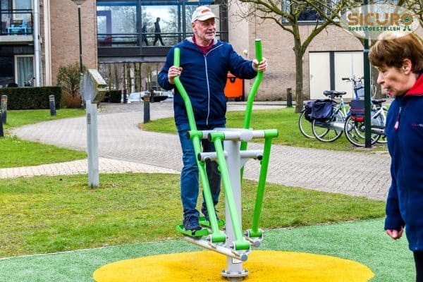 TRB F16 Cross trainer Fitness beweegtoestel staal 03 TRB F16 Cross trainer Fitness beweegtoestel staal 03